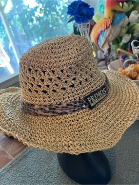 Primos unisex Straw Hat Size 7 Bendable Rim EUC